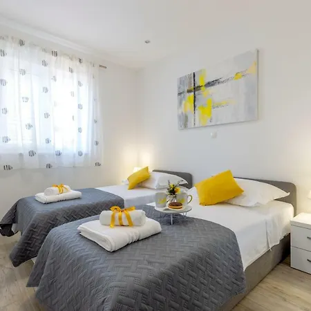 Magnolia By سبليت